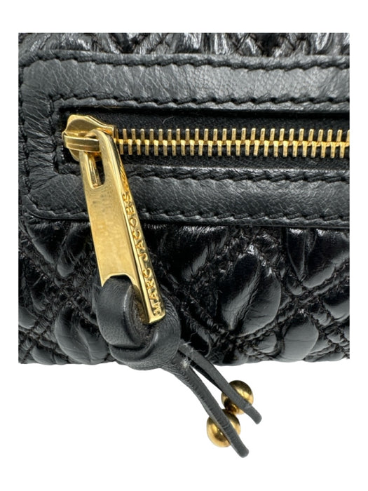Marc Jacobs Black Leather Gold hardware Quilted Chain Strap kiss lock Bag Black / S