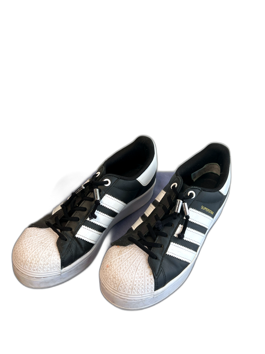 Adidas Shoe Size 7 Black & White Leather & Patent Leather Round Toe Shoes Black & White / 7
