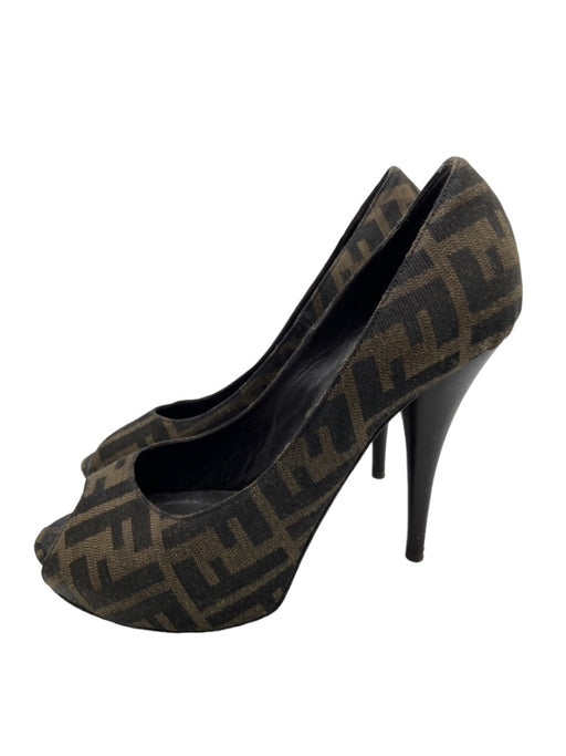 Fendi Shoe Size 39.5 Brown & Gold Cloth Peep Toe Zucca Pumps Brown & Gold / 39.5