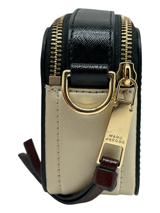 Marc Jacobs Black, White & Burgundy Leather Gold Tone Hardware Crossbody Bag Black, White & Burgundy