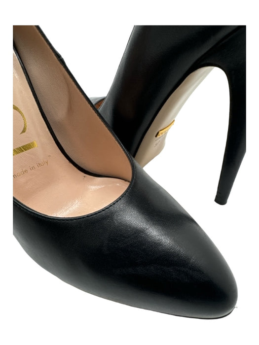 Gucci Shoe Size 37 Black Leather Almond Toe Closed Heel Stiletto Pumps Black / 37