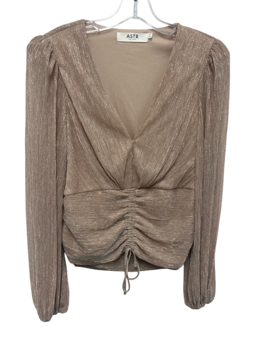 ASTR Size Medium Blush Beige Polyester Long Sleeve Metallic Thread V Neck Top Blush Beige / Medium