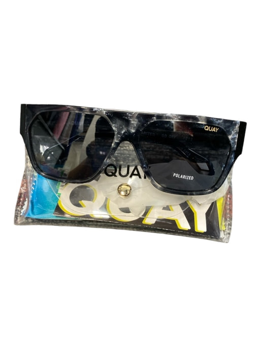 Quay Gray & Cream Acetate pearlized Polarized Straight Brow Case Inc. Sunglasses Gray & Cream