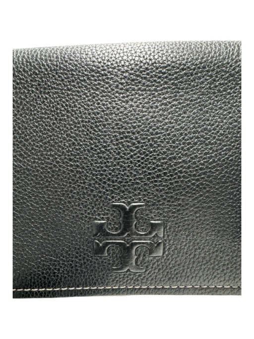 Tory Burch Black Pebbled Leather Magnetic Snap Tassel Detail Flap Crossbody Bag Black / Small