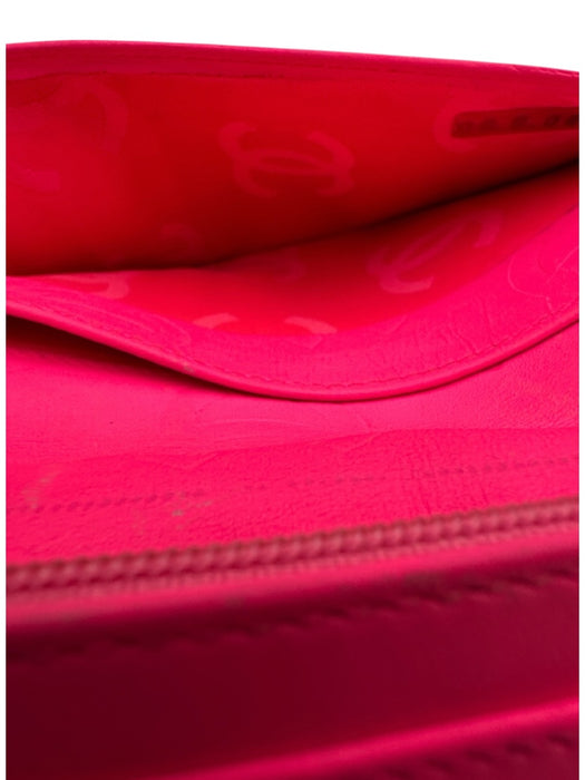Chanel Black & Hot Pink Leather Patent Leather Logo Continental Vintage Wallets Black & Hot Pink