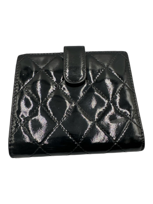 Chanel Black Patent Leather Silver Hardware Snap Bifold Card Holder Wallets Black