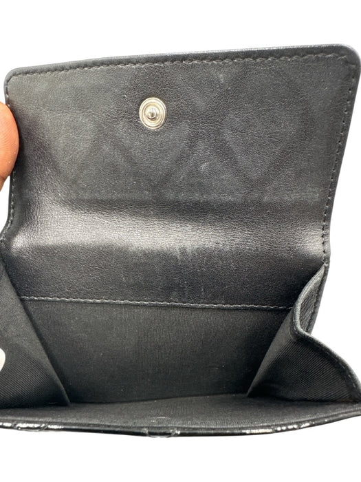 Chanel Black Patent Leather Silver Hardware Snap Bifold Card Holder Wallets Black