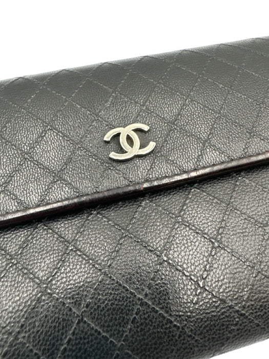 Chanel Black Leather Quilted Snap Continental Vintage Wallets Black