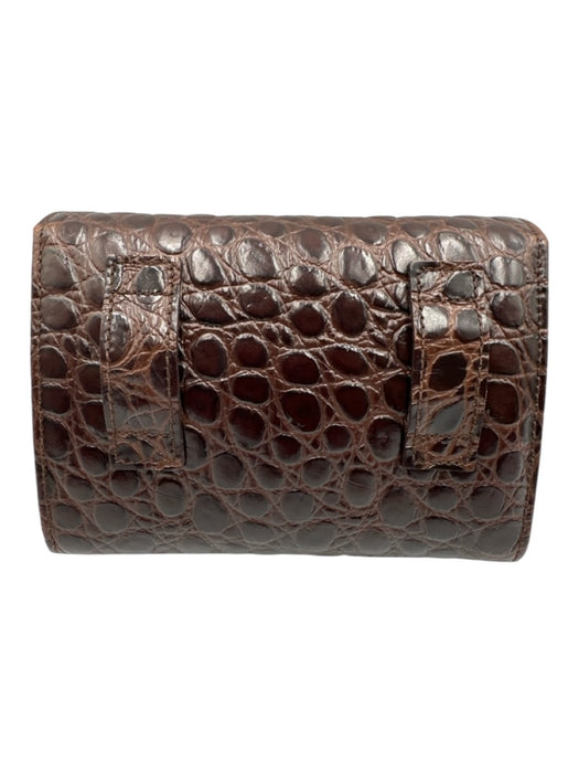 Ferragamo Brown Leather Croc Embossed Gold Chain Crossbody Belt Bag Bag Brown / XXS