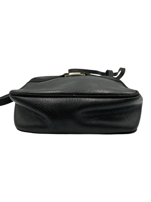 Salvatore Ferragamo Black Leather Gold hardware Bow Zip Top Crossbody Bag Black / Small