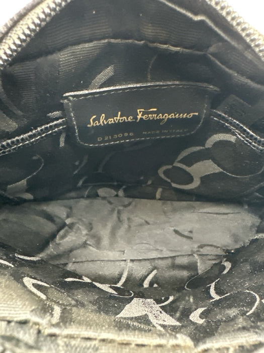 Salvatore Ferragamo Black Leather Gold hardware Bow Zip Top Crossbody Bag Black / Small