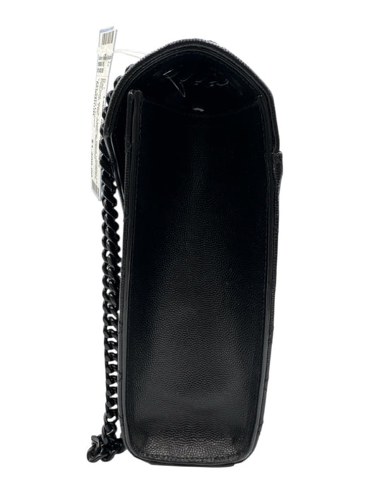 Yves Saint Laurent Black Leather Black Hardware Chevron Flap Chain Bag Black / Medium