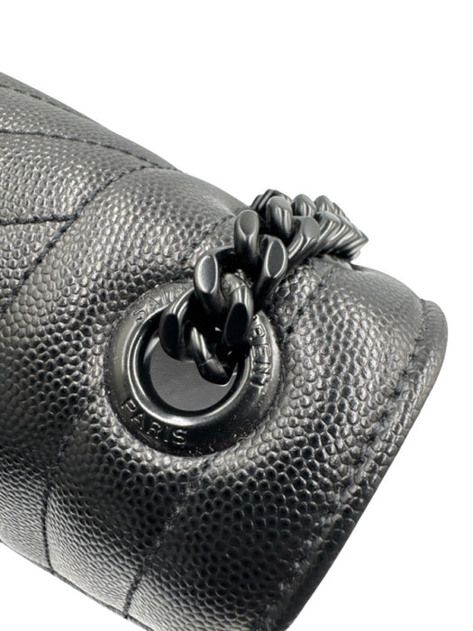 Yves Saint Laurent Black Leather Black Hardware Chevron Flap Chain Bag Black / Medium
