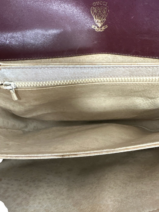Gucci Burgundy Red Leather Crossbody Strap Flap Gold Hardware Bag Burgundy Red / Small