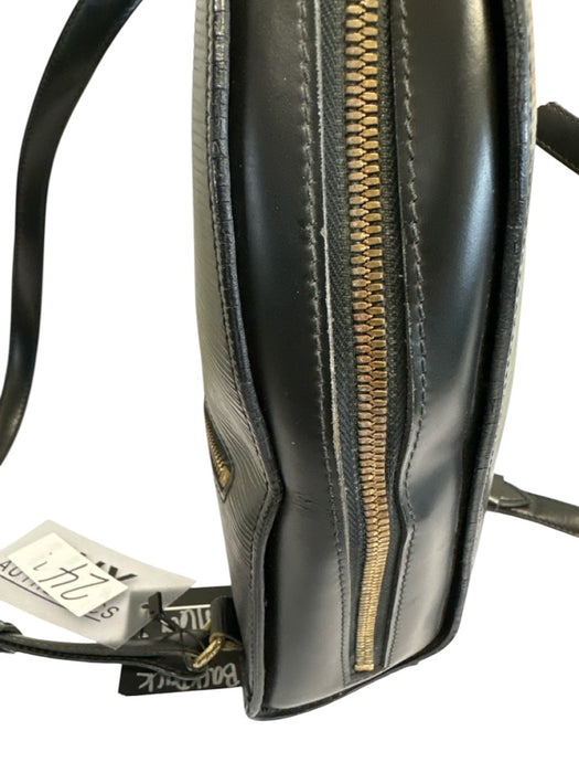 Louis Vuitton Black Epi Leather Backpack Front Pocket Brass Hardware Bag Black / S/M