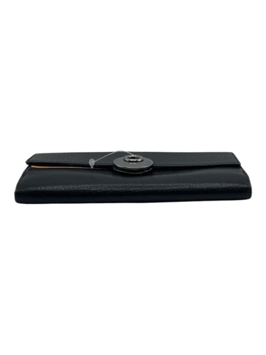 Gucci Black Leather Silver Hardware Circular cut-out pattern Flap Wallets Black