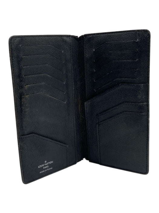 Louis Vuitton Black Leather Bi-Fold Card Holder Slim Wallets Black