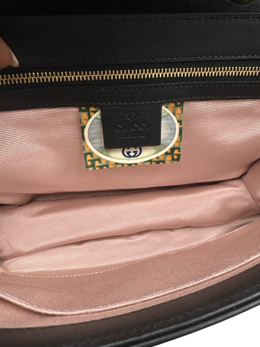 Gucci Black Leather Gold hardware Tiger Chain Bag Black / Small
