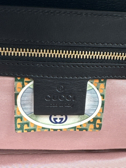 Gucci Black Leather Gold hardware Tiger Chain Bag Black / Small