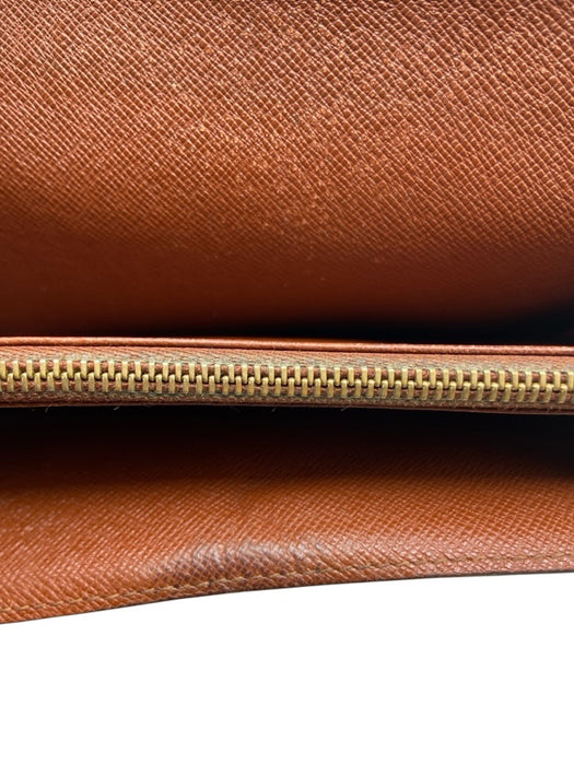 Louis Vuitton Brown Print Coated Canvas Monogram Snap Continental Wallets Brown Print