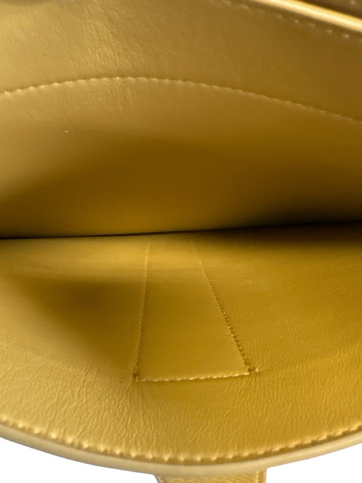Bottega Veneta Yellow Leather Lambskin Gold Hardware Shoulder Bag Bag Yellow / Medium