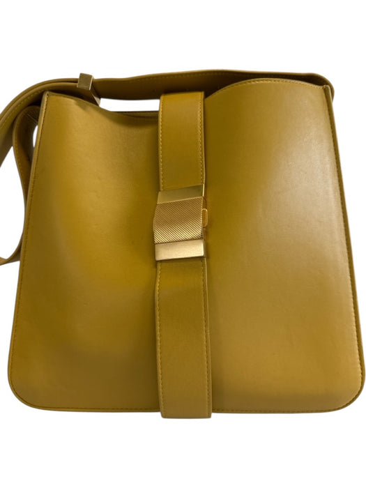 Bottega Veneta Yellow Leather Lambskin Gold Hardware Shoulder Bag Bag Yellow / Medium