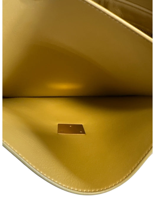 Bottega Veneta Yellow Leather Lambskin Gold Hardware Shoulder Bag Bag Yellow / Medium