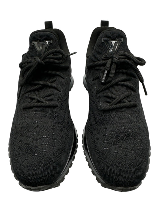 Louis Vuitton Shoe Size 42 Like New Black Synthetic Mesh Sneaker Men's Shoes Black / 42