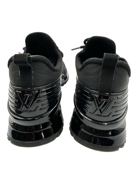 Louis Vuitton Shoe Size 42 Like New Black Synthetic Mesh Sneaker Men's Shoes Black / 42