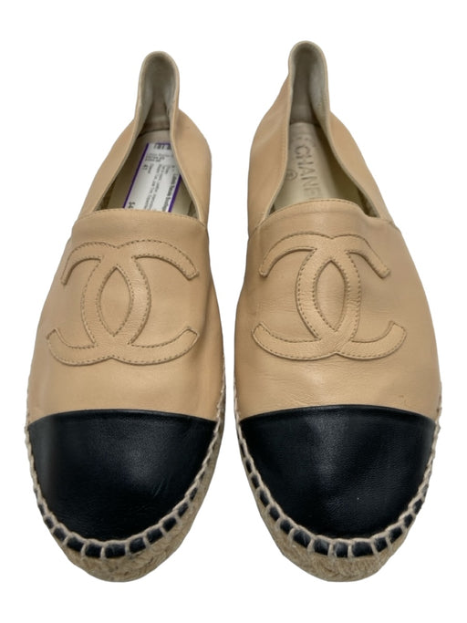 Chanel Shoe Size 41 Tan & black Leather Interlocking C's Round Toe Shoes Tan & black / 41