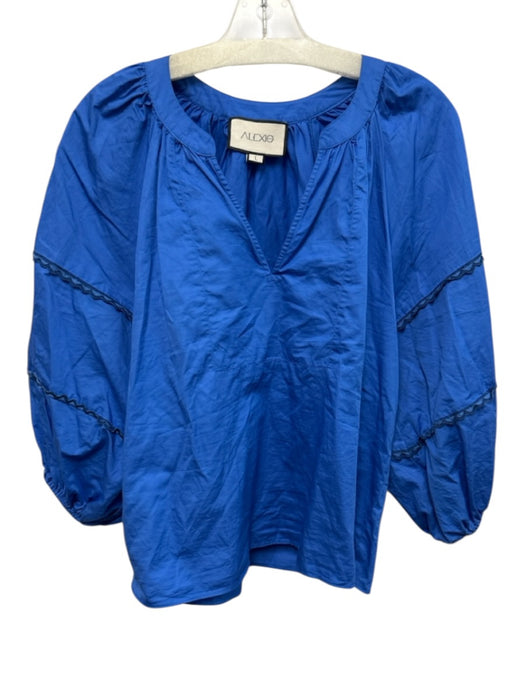 Alexis Size L Blue Cotton Split Neck 3/4 puff sleeve Scallop Detail Top Blue / L