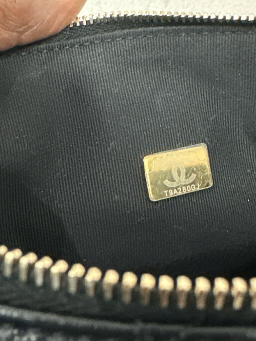 Chanel Black Leather Quilted Shinny Pockets Gold Hardware Bag