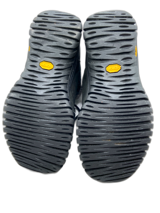 Ugg Shoe Size 8 Black & Gray Suede Lined lace up Hiking Boots Black & Gray / 8