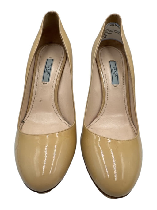 Prada Shoe Size 39 Beige Patent Leather Round Toe Stilletto Shine Platform Pumps Beige / 39