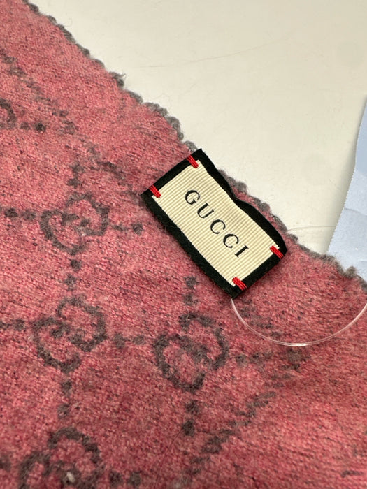 Gucci gray & pink Wool Jacquard Guccissima Fringe Trim Rectangle scarf