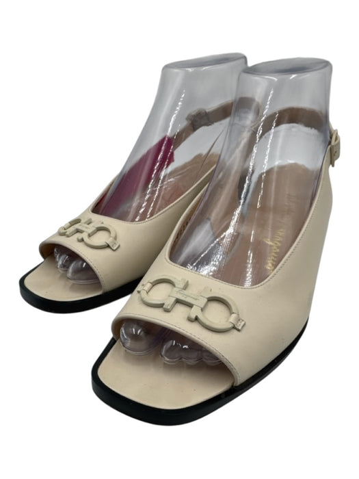 Salvatore Ferragamo Boutique Shoe Size 8 Cream White Leather Upper Slingbacks Cream White / 8