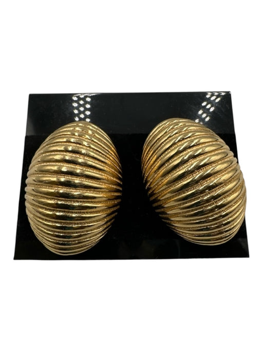 Christian Dior Gold Gold Tone Metal Ribbed Oblong Post Back Earrings Gold
