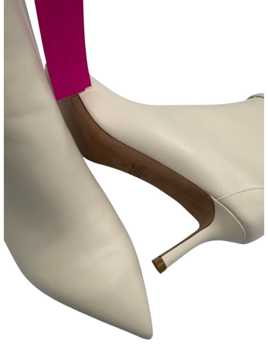 Valentino Garavani Shoe Size 39 Cream White Leather Upper Pointed Toe Boots Cream White / 39