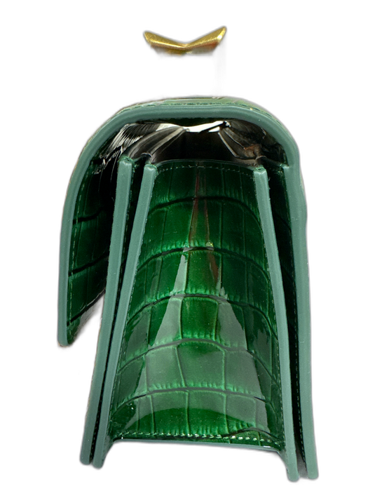 Mac Duggal Green Patent Leather Gold Tone Hardware Croc Embossed Chain Strap Bag Green / Medium