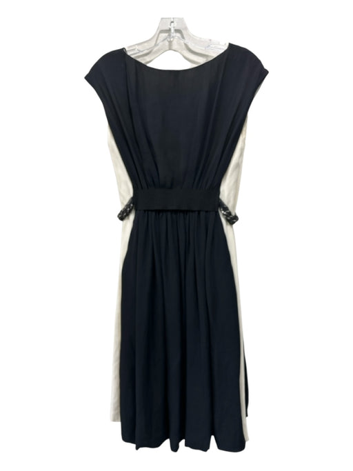 Giambattista Valli Size S / 42 Black & White Silk Fabric Block Knee Length Dress Black & White / S / 42