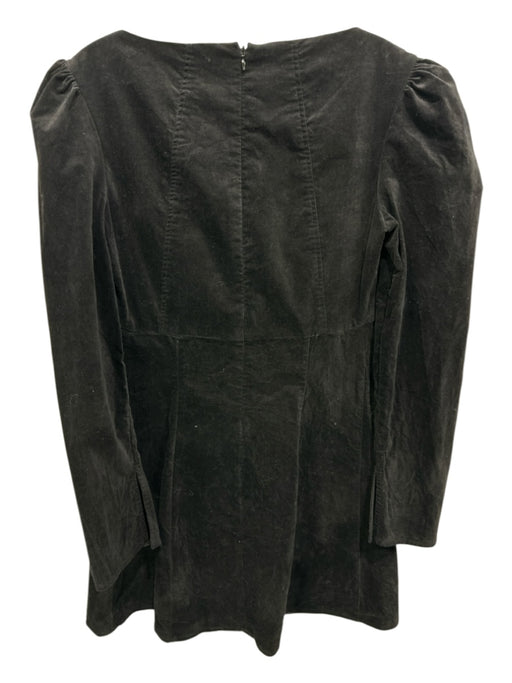Petersyn Size S Black Velvet Scoop Neck Long Sleeve Velvet Dress Black / S