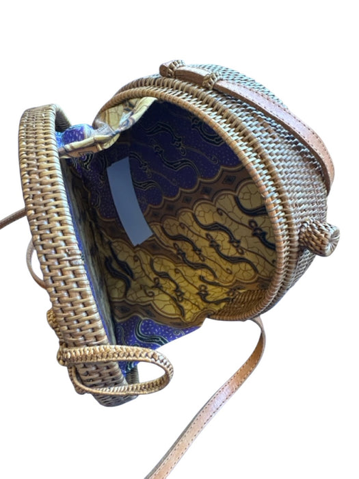 Brown Wicker Woven Circular Hook clasp Canteen Purse Brown / S
