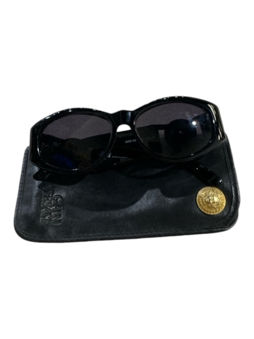 Versace Black & Gold Plastic Oval Gold Hardware Medusa Vintage Sunglasses Black & Gold