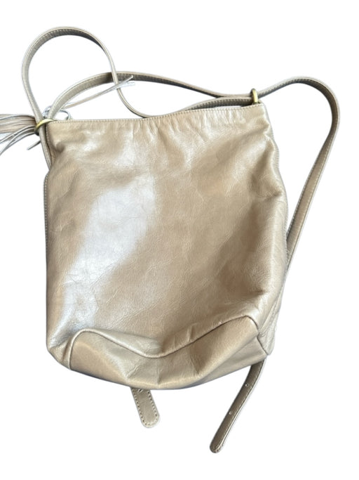 Hobo Taupe Leather Tassel bucket Bag Taupe / M