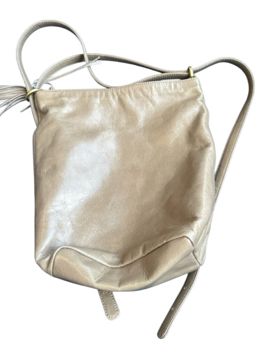 Hobo Taupe Leather Tassel bucket Bag Taupe / M