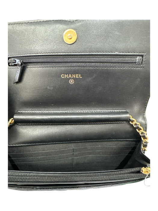 Chanel Black & Gold Caviar Leather Interlocking C's Chain Strap Snap Closure Bag Black & Gold / Small
