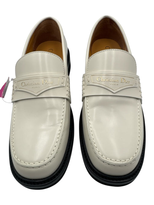 Christian Dior Shoe Size 37 Cream Calfskin Round Toe Logo Low Heel Loafers Cream / 37