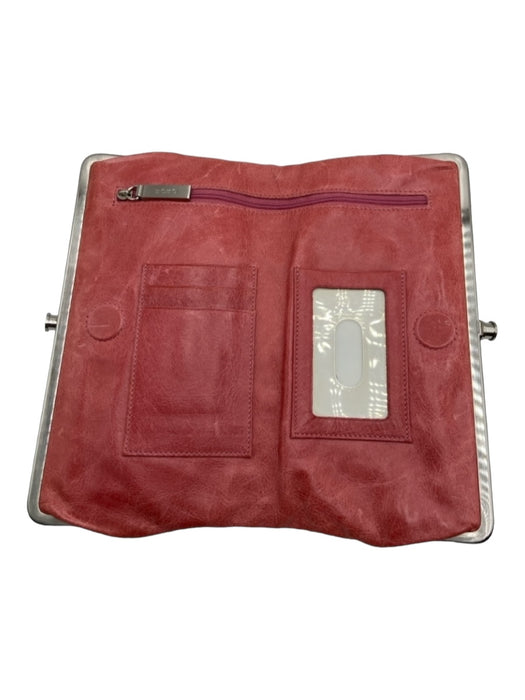 Hobo International Dusty Pink Leather Magnetic Close kiss lock Wallets Dusty Pink