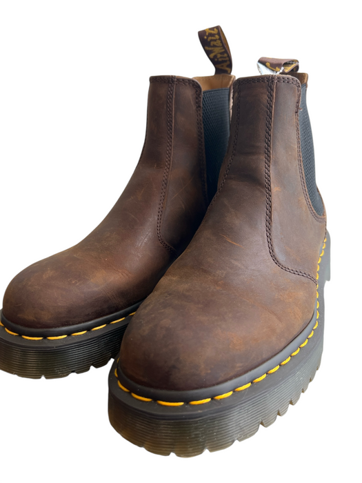 Dr Marten Shoe Size 8 Brown Leather Above Ankle Stretch Panels Pull Tab Booties Brown / 8