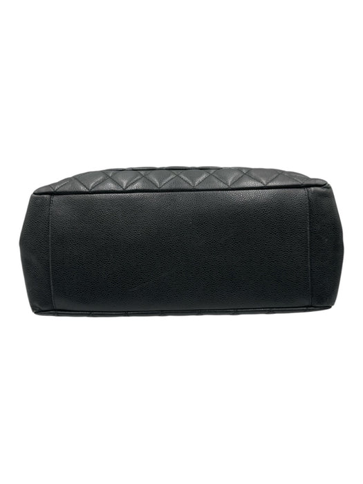 Chanel Black Leather Caviar CC Logo Tote Certified by Entrupy Bag Black / M